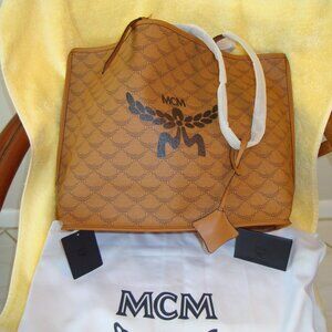 MCM Medium Himmel Tote Lauretos Monogram Canvas NEW WITH TAGS!